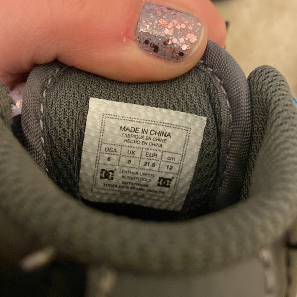 DC Spark High rise skateboarding leather shoes size 6 - Picture 6 of 6